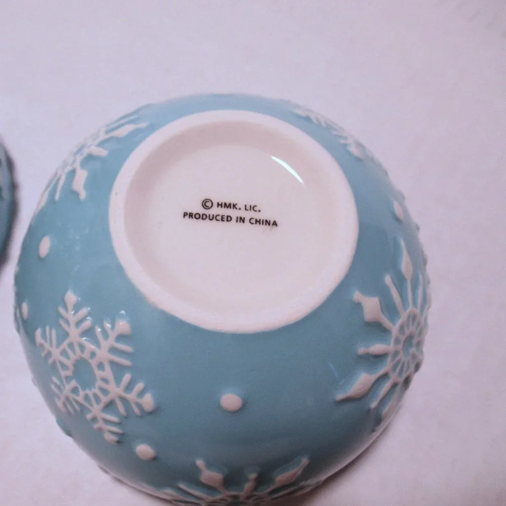 Hallmark Snowflake Bowl set